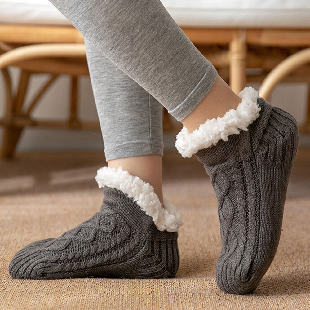 Cozy Women's Sleep Socks Slippers - Non-Slip Soles