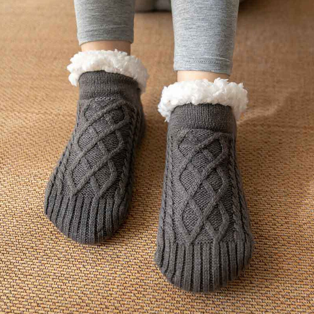 Cozy Women's Sleep Socks Slippers - Non-Slip Soles
