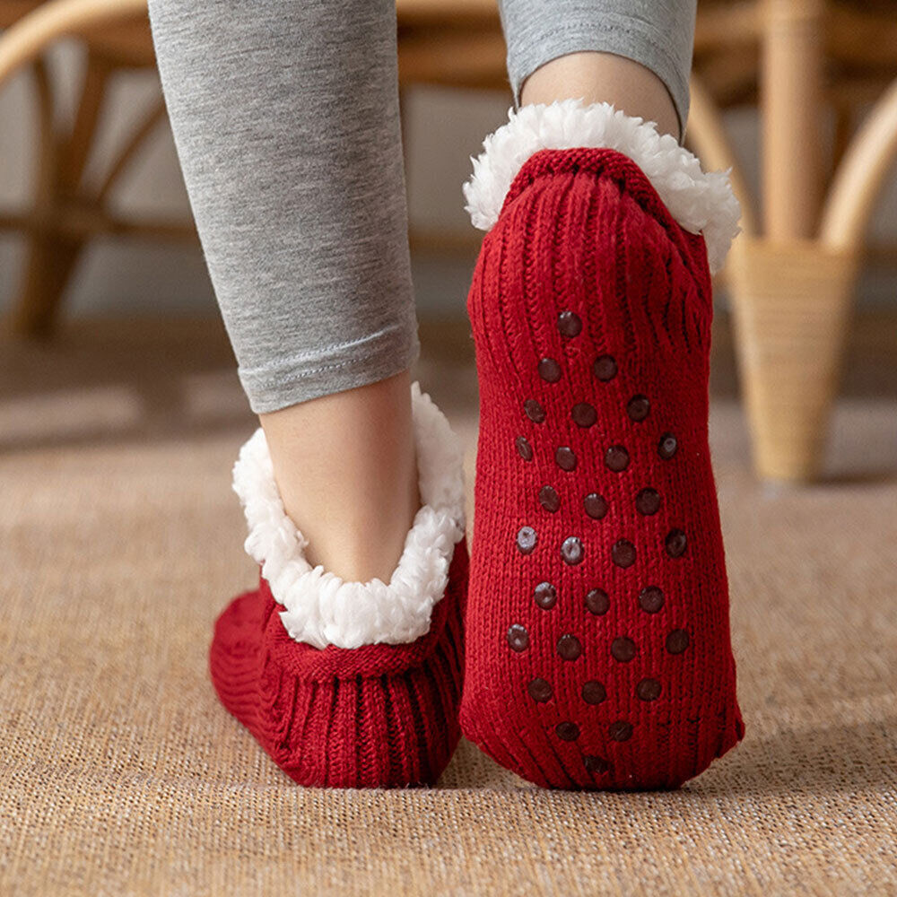 Cozy Women's Sleep Socks Slippers - Non-Slip Soles
